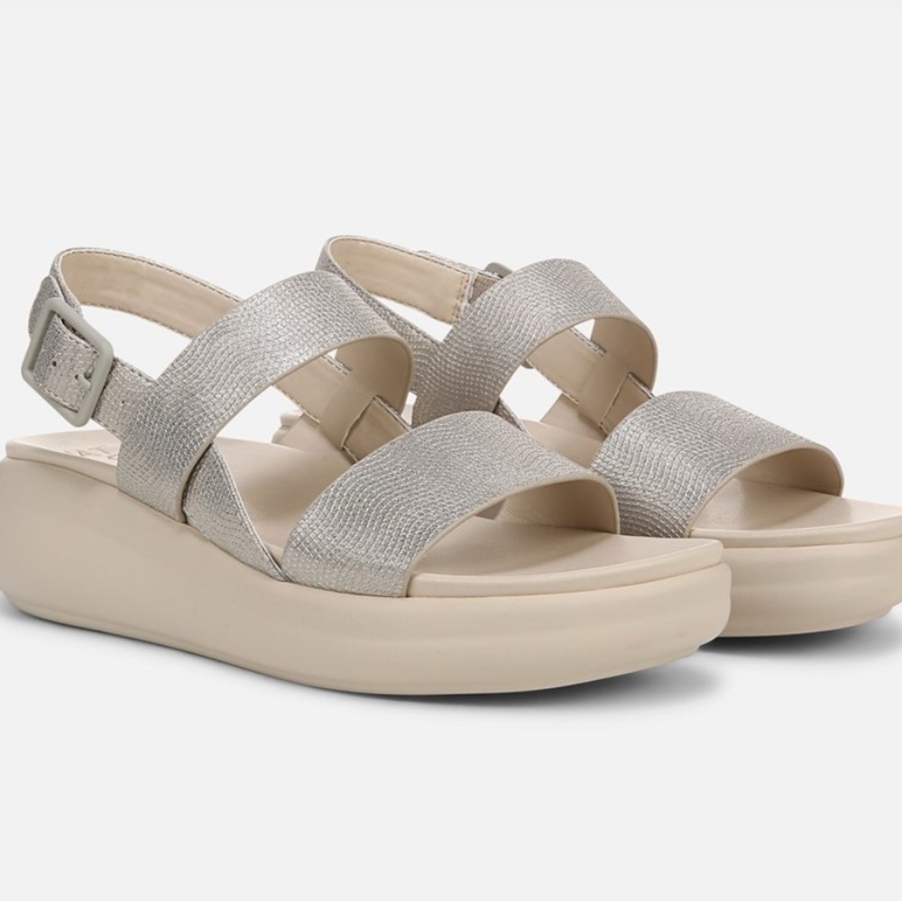 Naturalizer Womens Coast Gold Buckle Faux Leather Slingback Sandals Shoes New